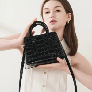 Retro Style Soft Genuine Leather Handbag for Women – 8.3" Crocodile Pattern Crossbody & Shoulder Bag