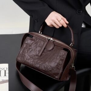 Women's Boston Style Crossbody Shoulder Bag with Wrinkled Pattern Size 24 for Stylish Ladies